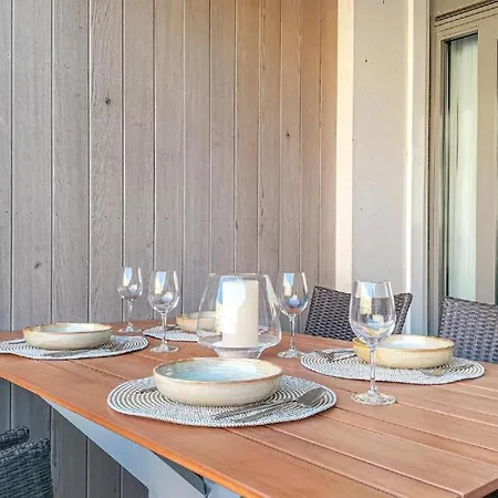 Apartment Crystal Seahorse Ostend